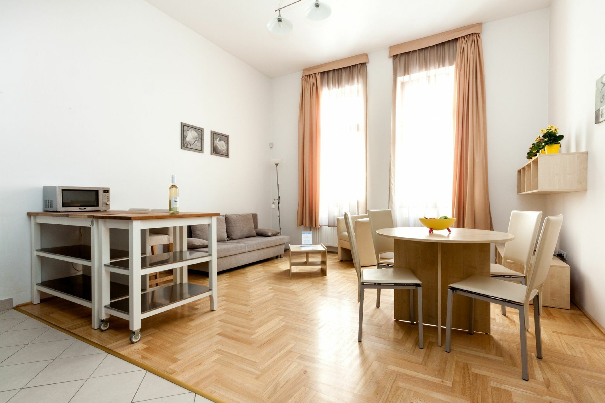 Central Ernesto Budapest Exterior photo