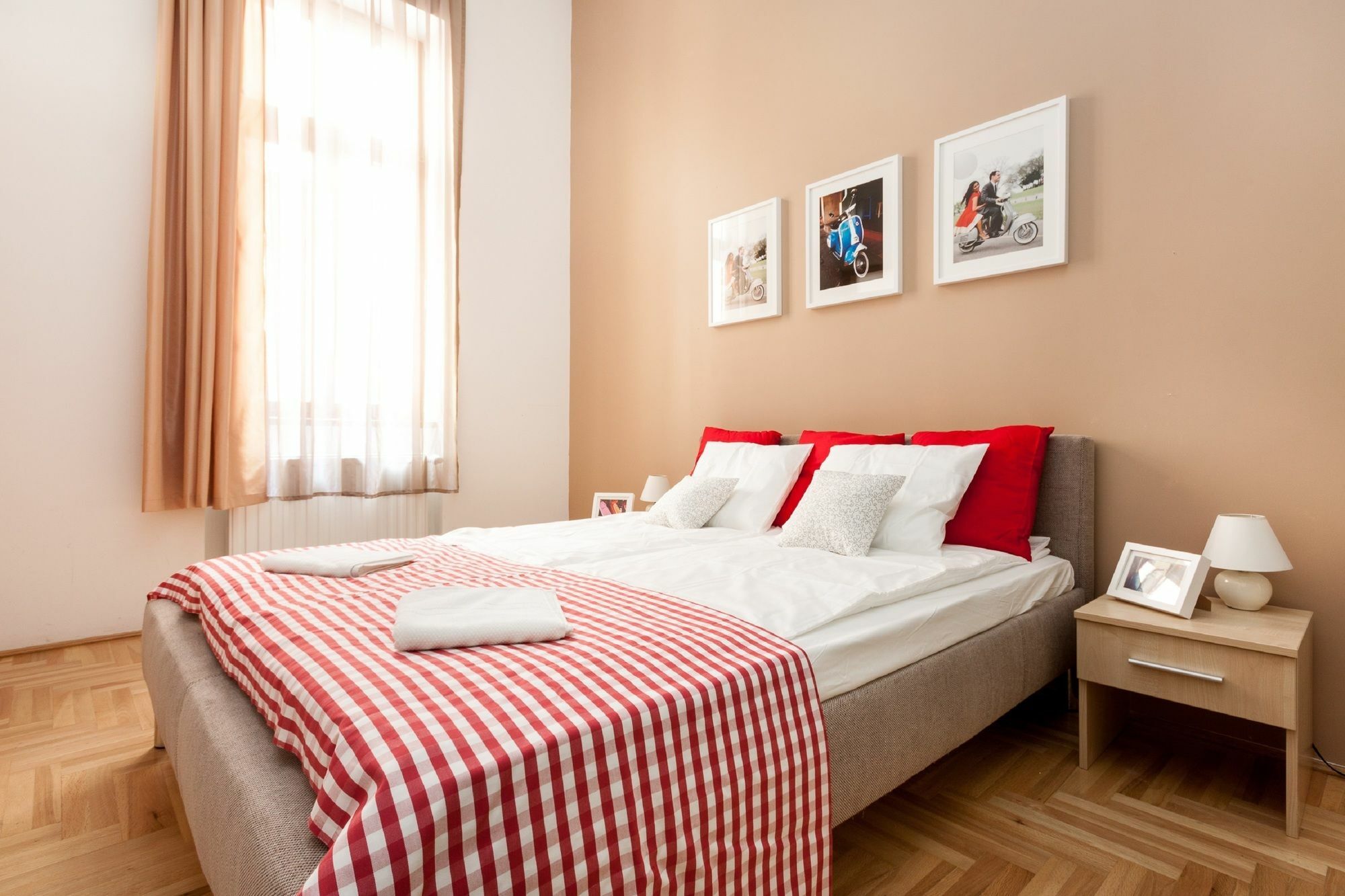 Central Ernesto Budapest Exterior photo